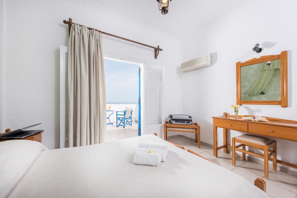 Hotel Olympia Karterádos Eksteriør bilde