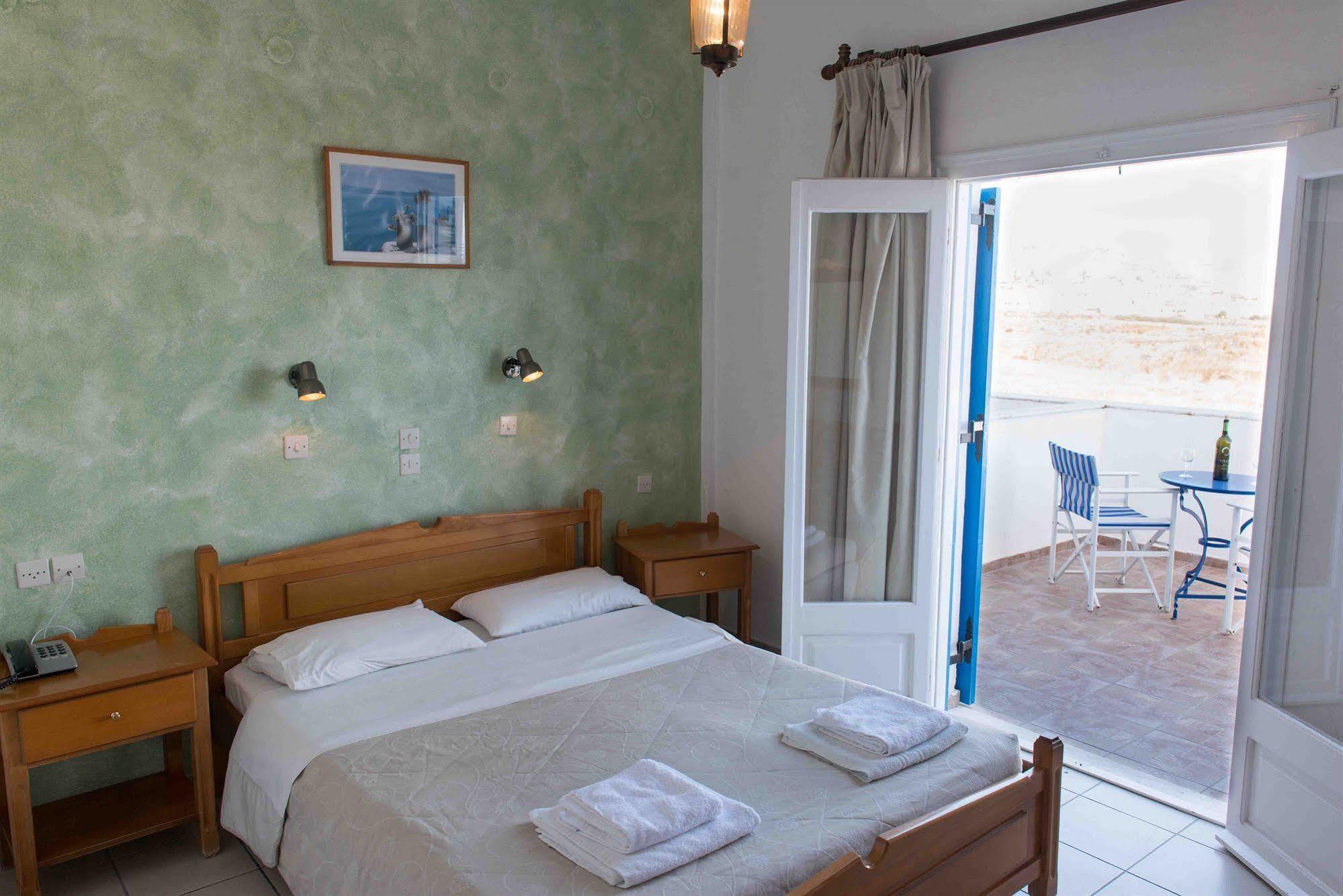 Hotel Olympia Karterádos Eksteriør bilde