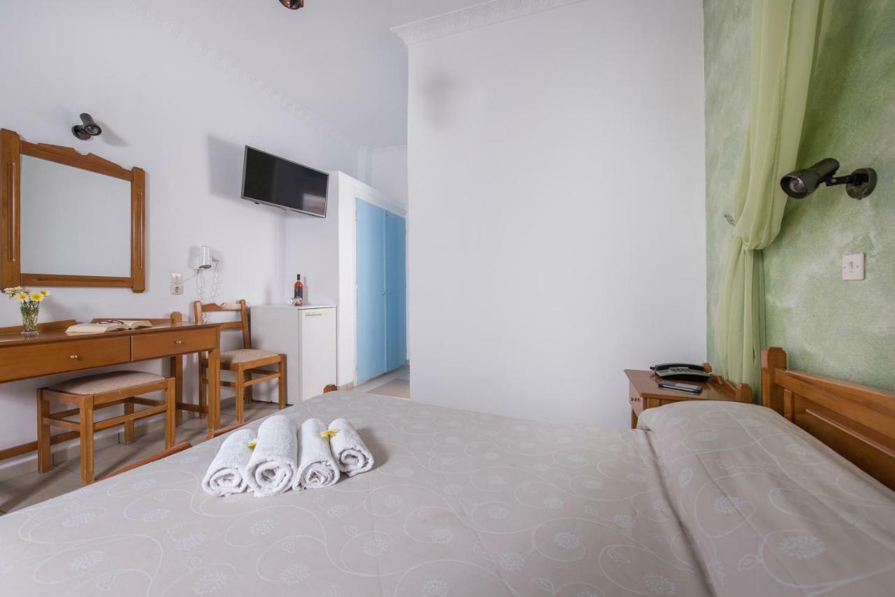 Hotel Olympia Karterádos Eksteriør bilde